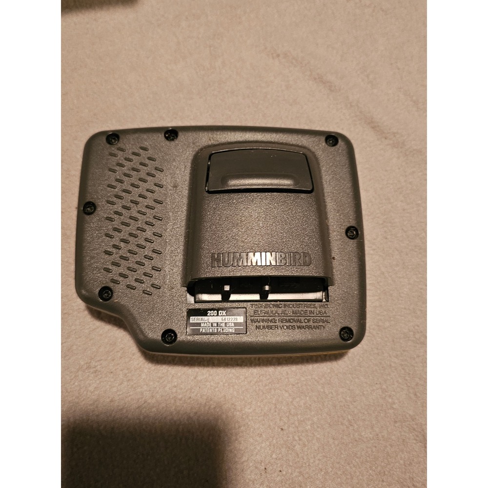 Humminbird 200DX Dual Beam Fishfinder head unit in box  but box is worn